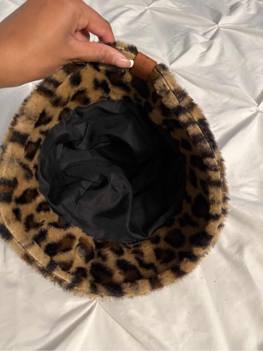 Cheetah Animal Print Leopard Faux Fur Bucket Hat - Brown Black - Picture 3 of 4